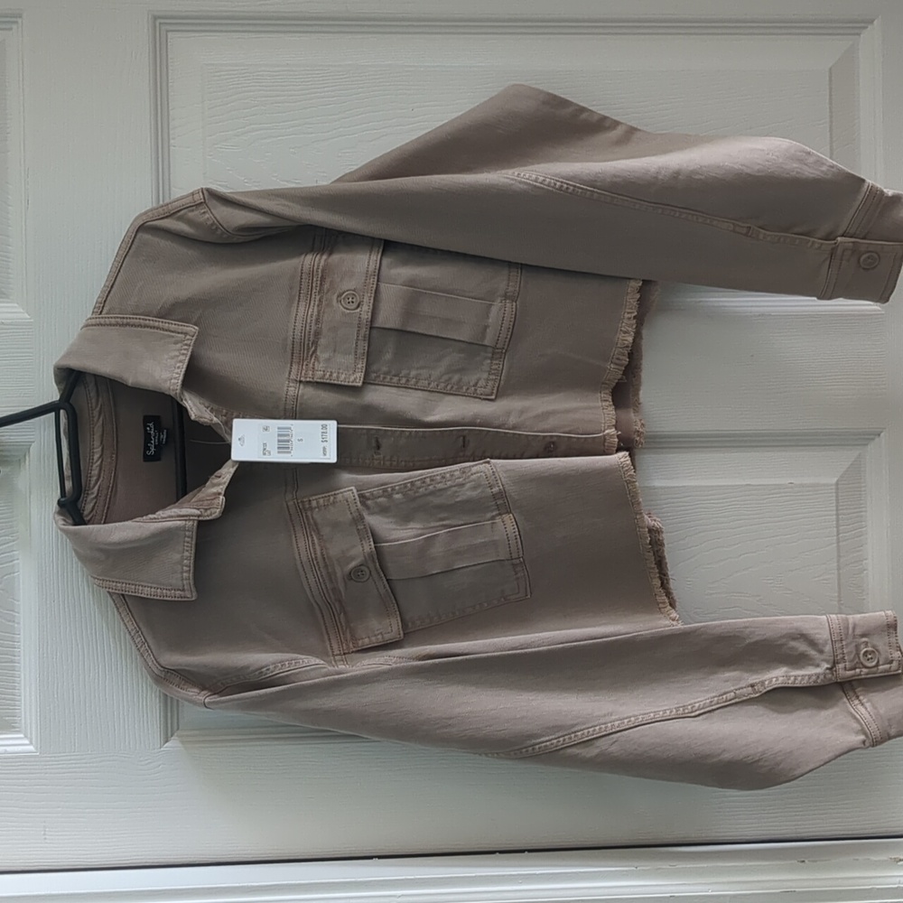 Taupe colored cropped jeans jacket